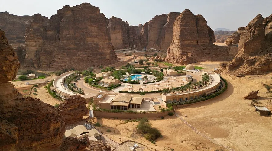 Coordinated LOD 350 to LOD 400 Revit BIM model detailing front of house architecture, MEP installations, and pool engineering networks for a luxury resort in Saudi Arabia